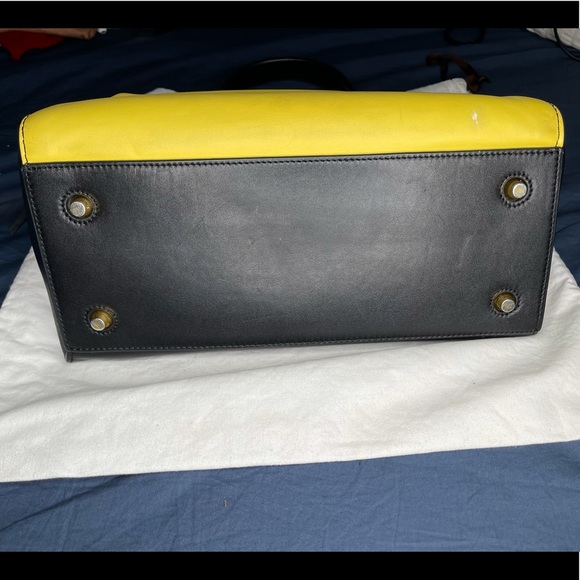 CELINE
Yellow/Black Leather Large Edge Bag - Picture 5 of 11